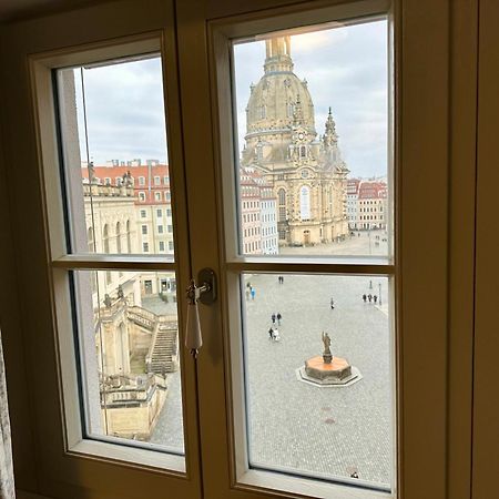 Exklusives Apartment Mit Einmaligem Blick Zur Frauenkirche - Parkplatz Kostenfrei ドレスデン エクステリア 写真