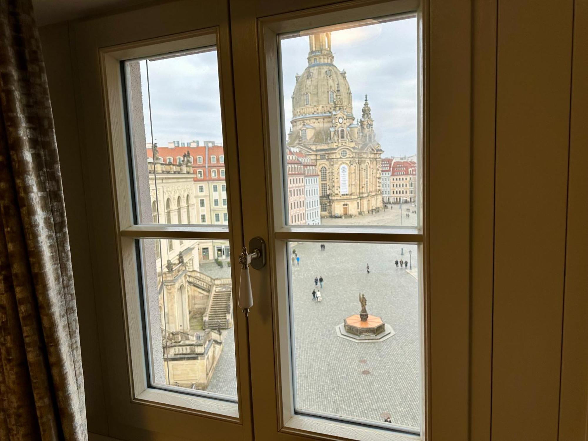 Exklusives Apartment Mit Einmaligem Blick Zur Frauenkirche - Parkplatz Kostenfrei ドレスデン エクステリア 写真